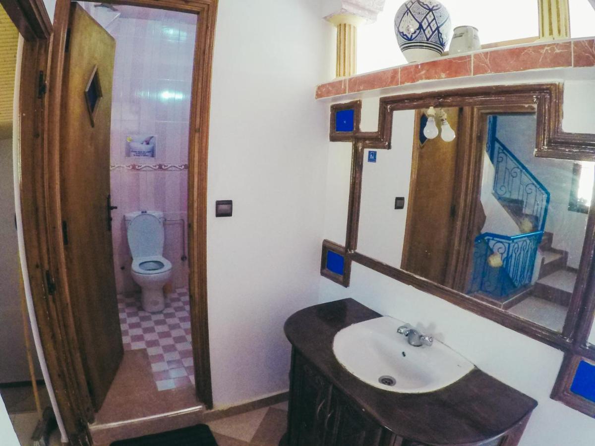 Tamraght White Hostel Buitenkant foto