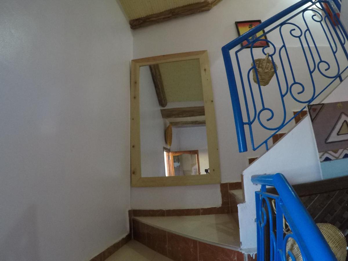 Tamraght White Hostel Buitenkant foto