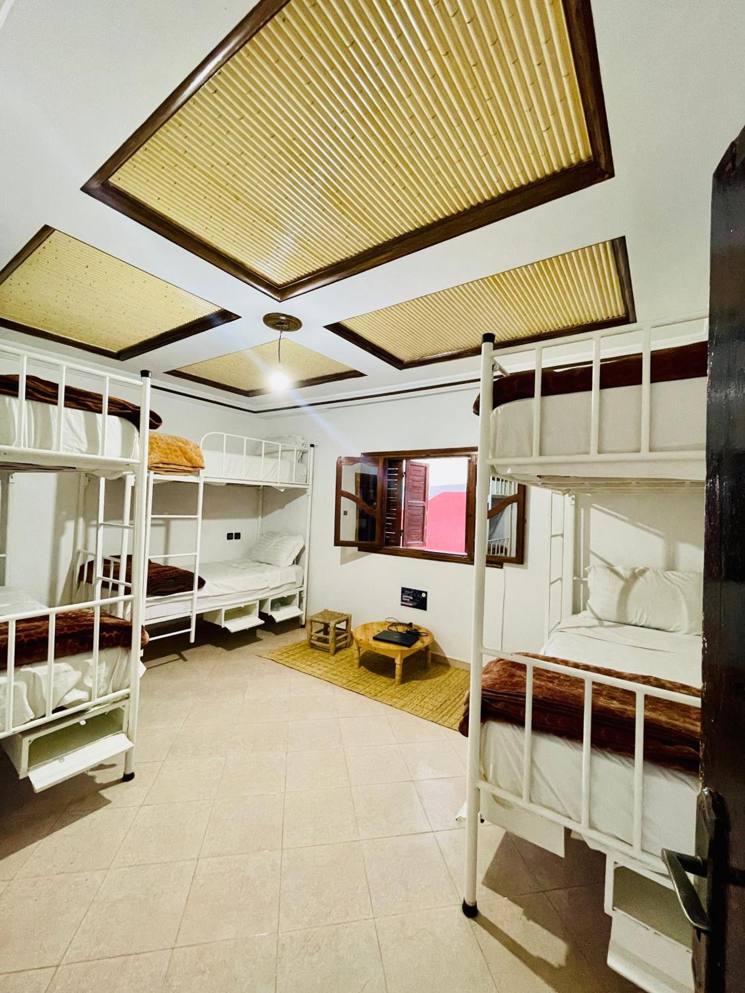 Tamraght White Hostel Buitenkant foto